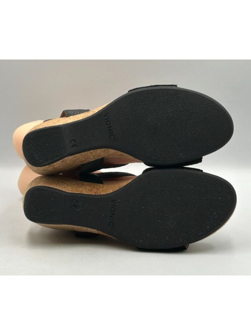 Vionic Women's Black Suede Kaytie T-Strap Cork Wedge Sandals Size 8 3522 - Picture 7 of 16